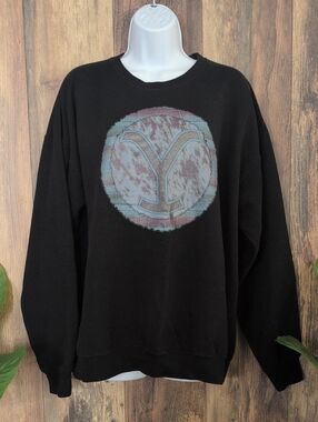 Athletic Works Black Graphic Yellowstone Sweatshirt XL            M345